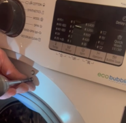 Bubanj veš mašine se teško okreće rukom